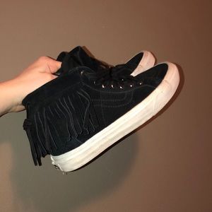 Moccasin Vans Sk8-his with fringe